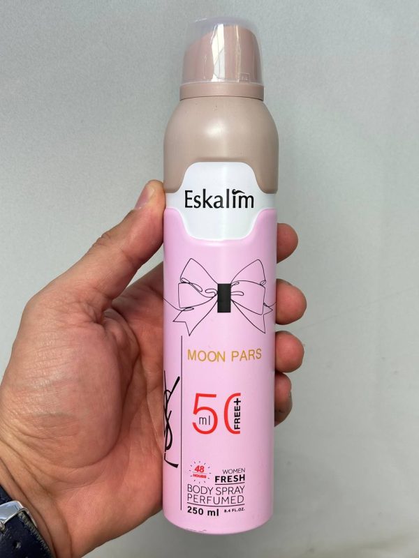 اسپری زنانه خوشبو کننده لباس مارک eskalim با رایحه مون پاریس 250ml