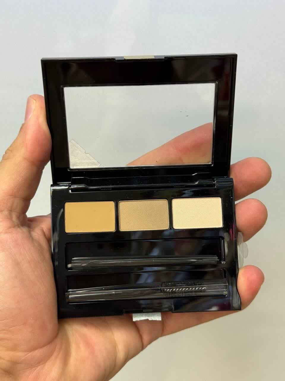 سایه ابرو 3 رنگ مارک میبلین (MAYBELLINE)