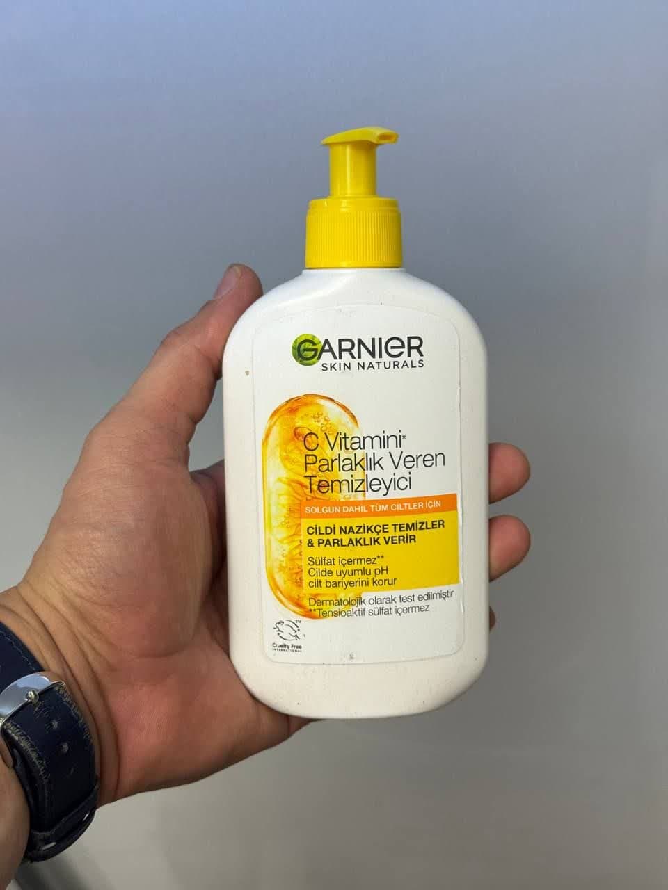 ژل شستشوی صورت مارک گارنیر (Garnier) ویتامین C