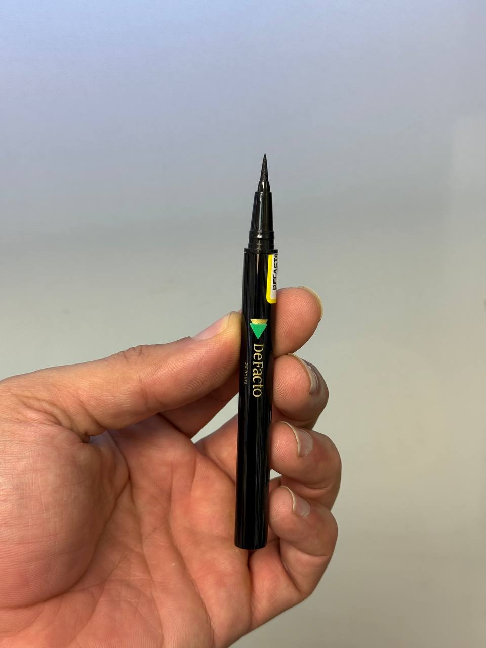 خط چشم ماژیکی مارک دفکتو (Defecto)
