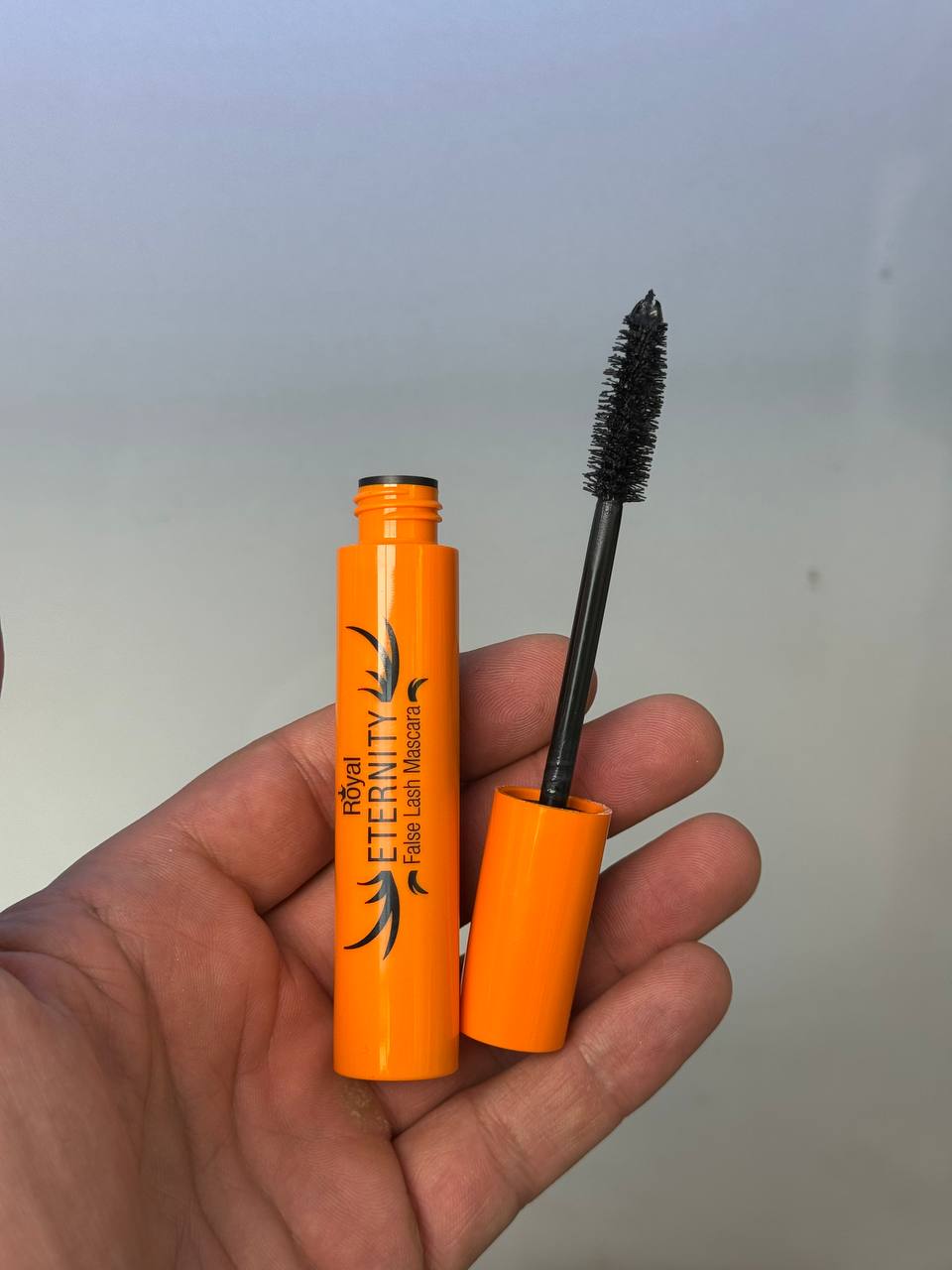 ریمل اترنتی المان حجم دهنده نارنجی مدل Royal ETERNITY