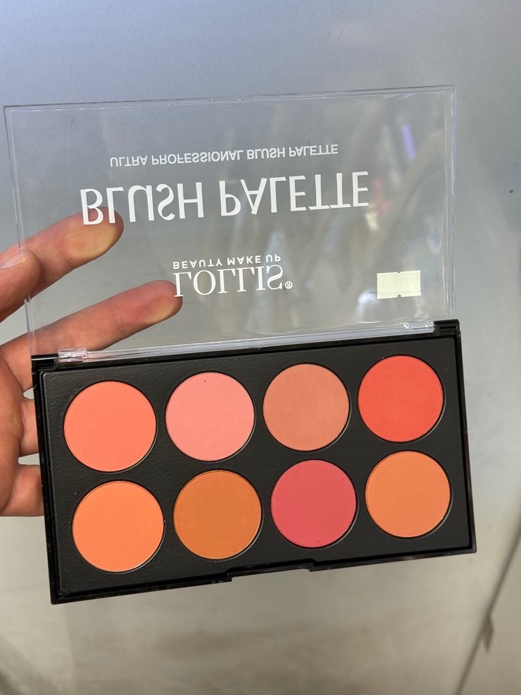 پالت رژگونه 8 رنگ لولیس (lollis)