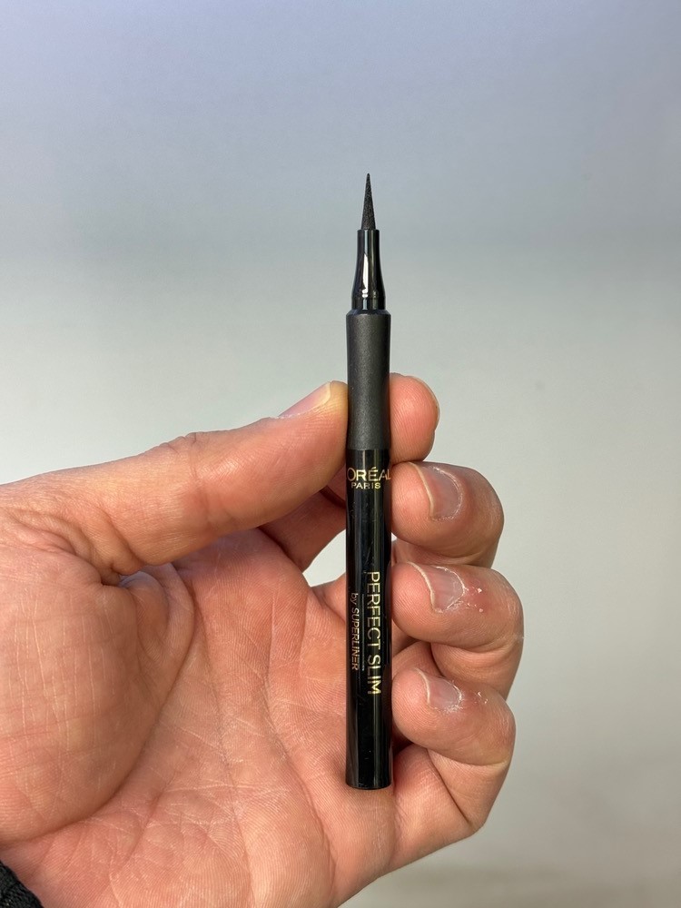 خط چشم ماژیکی مشکی لورال (Loreal)