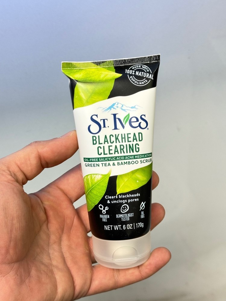 اسکراب چای سبز مارک سنتیوز (ST.Ives)