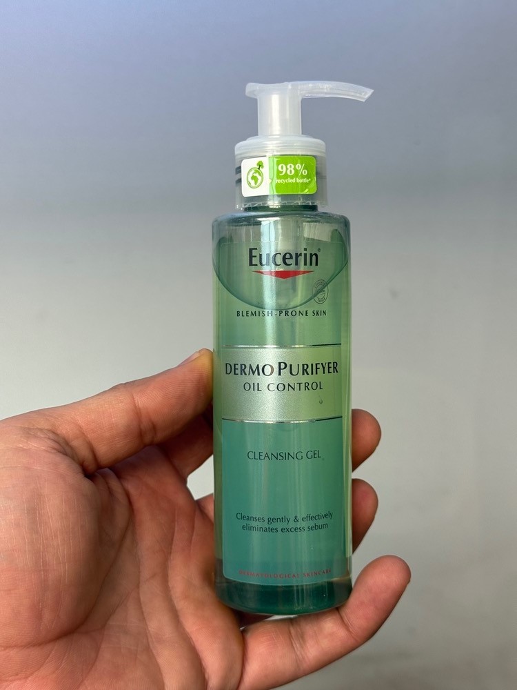 ژل شستشوی صورت اوسرین (Eucerin) مدل OIL CONTROL مناسب پوست چرب