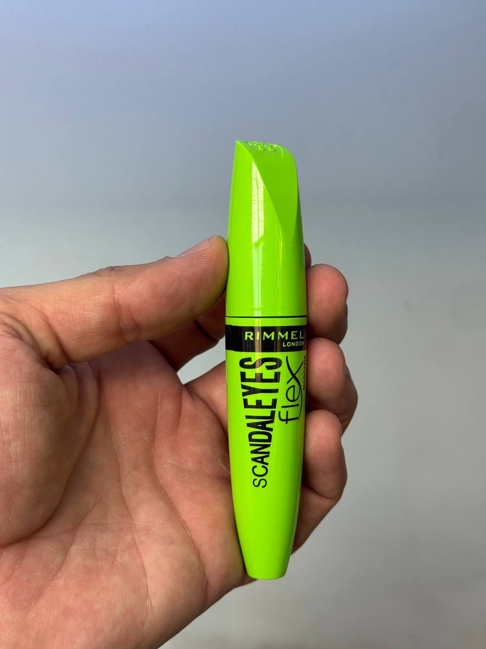 ریمل حجم دهنده مارک ریمل (Rimmel) مدل سبز