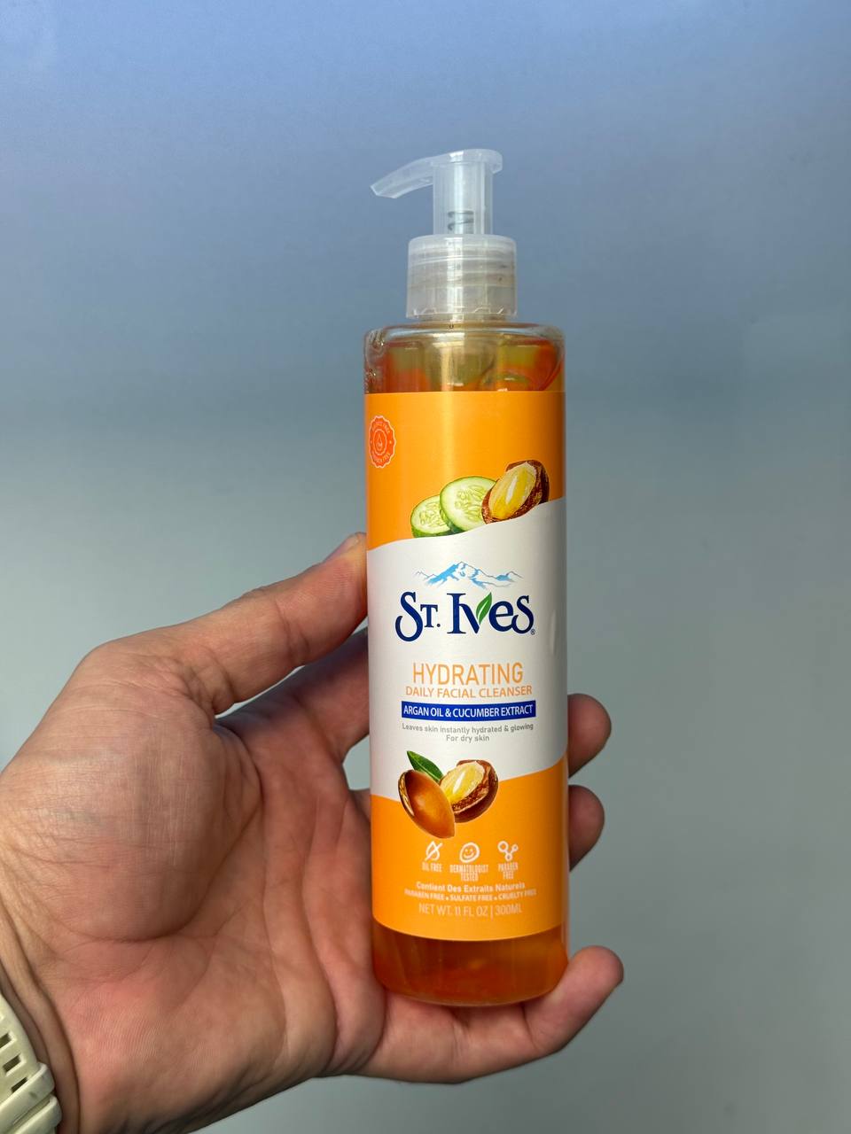 ژل شستشوی صورت خیار و روغن ارگان 300 میل مارک سنت ایوز (ST.ives)