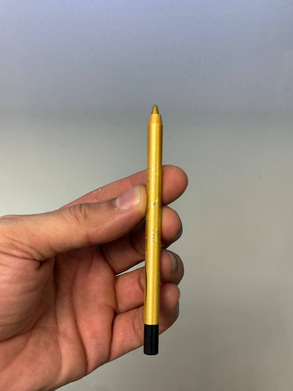 مداد چشم ضد اب گلدن بری (GOLDEN BERRY) رنگ بژ