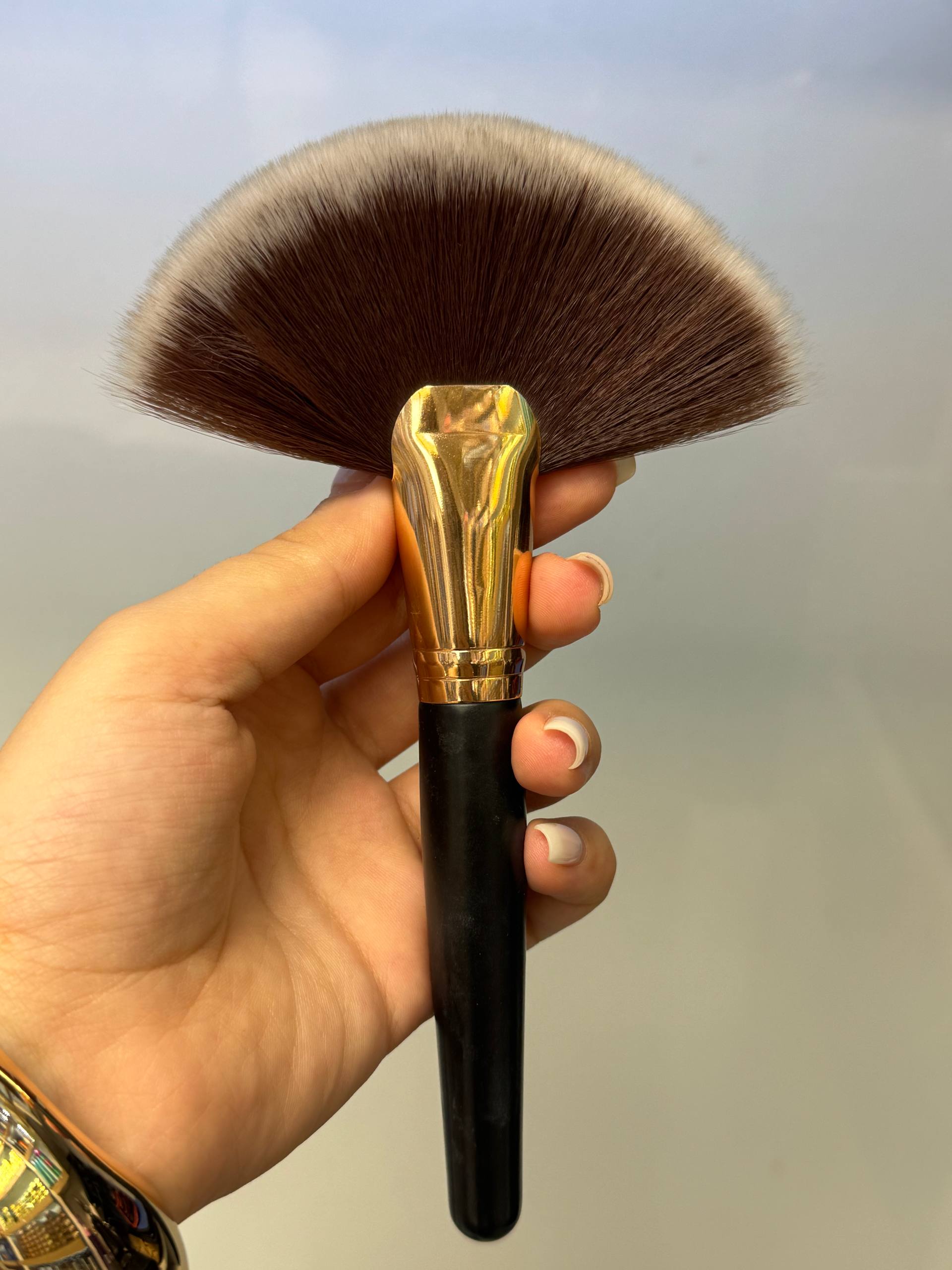 براش بادبزنی سایز بزرگ سالن تک (salon tech)
